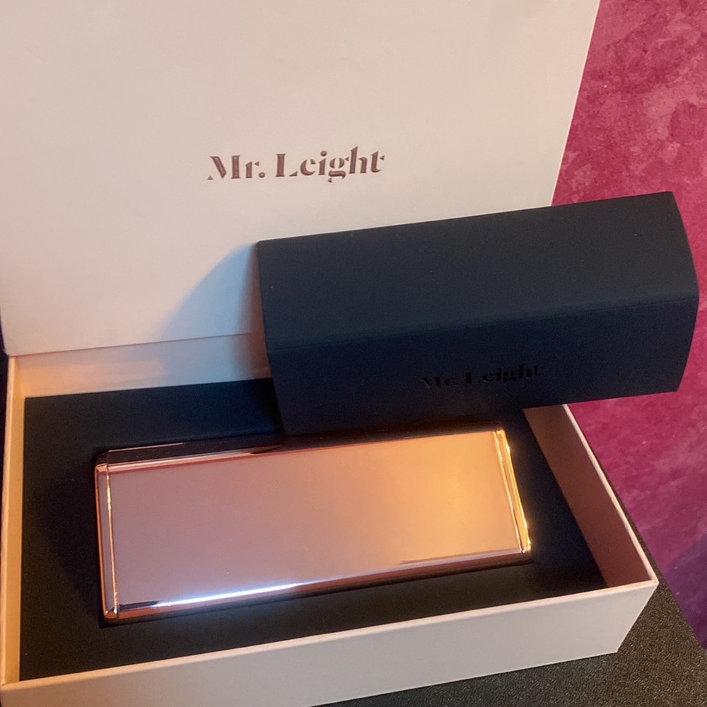 Mr. Leight  glasses case, new with box - Picture 3 of 8